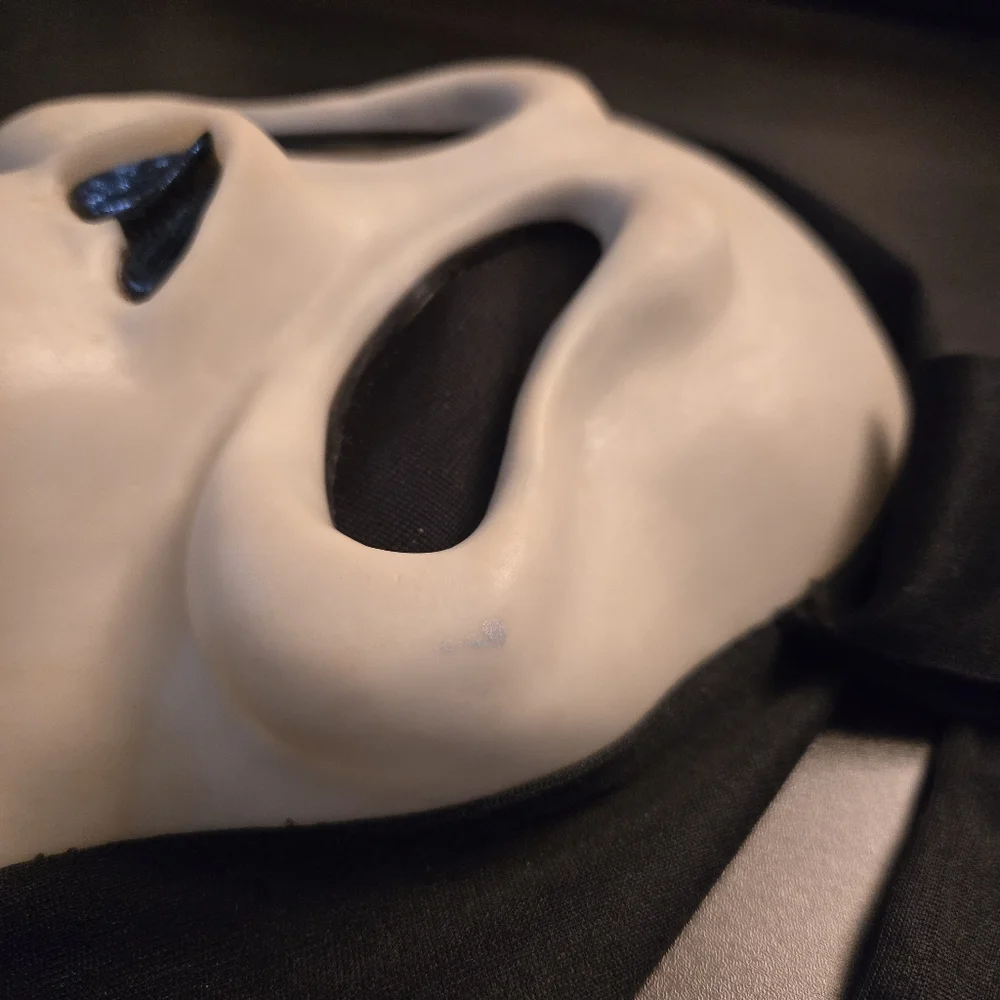 Vintage 90s Ghost Face Scream Mask Easter Unlimited Glow In Dark